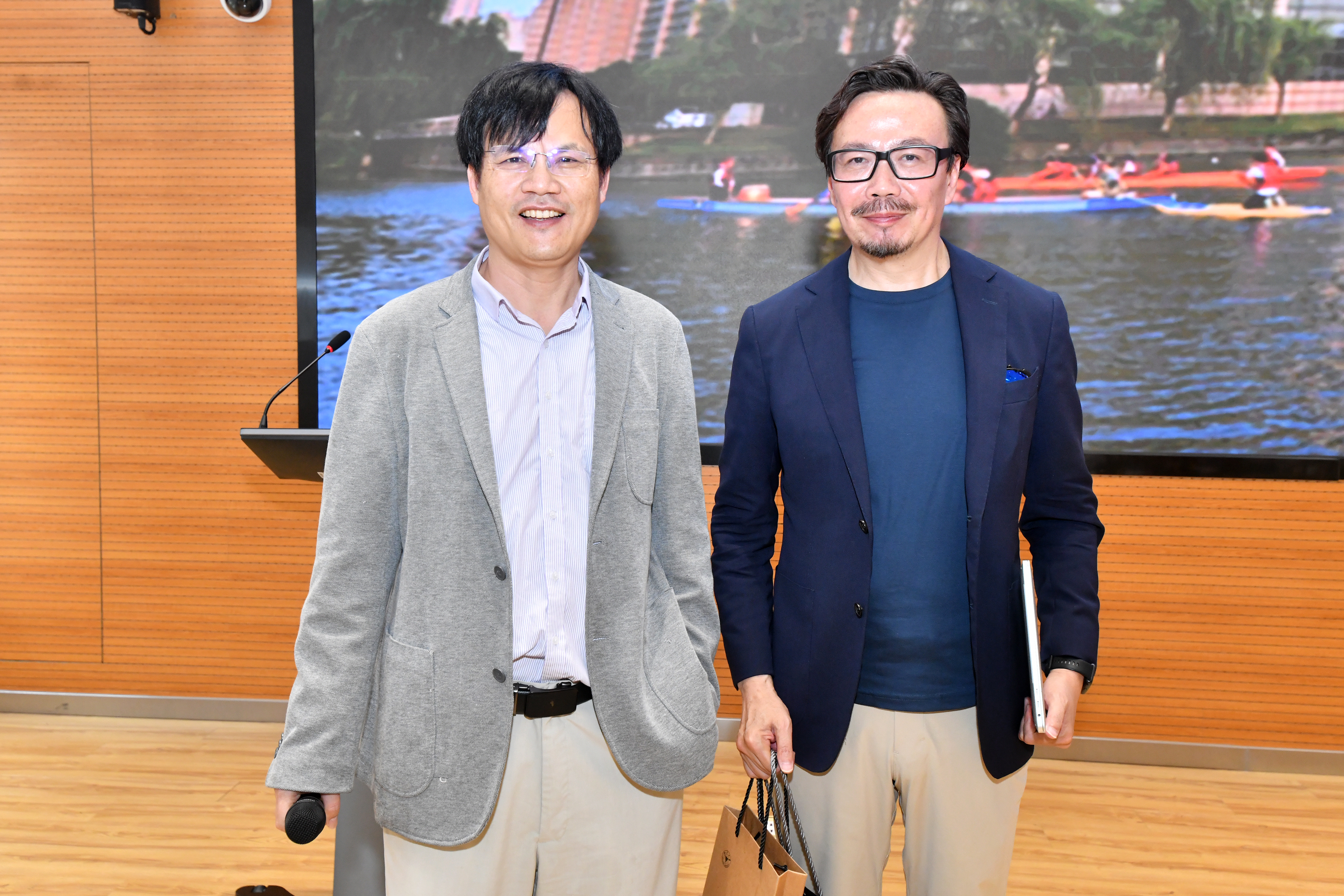 DSC_1884.JPG DSC_1884.JPG